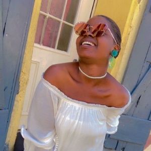 Meet your Posher, Kencie